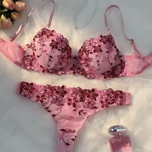 Floral Lace Pink Intimate Set